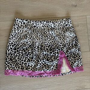 Superdown Leopard Mini Skirt